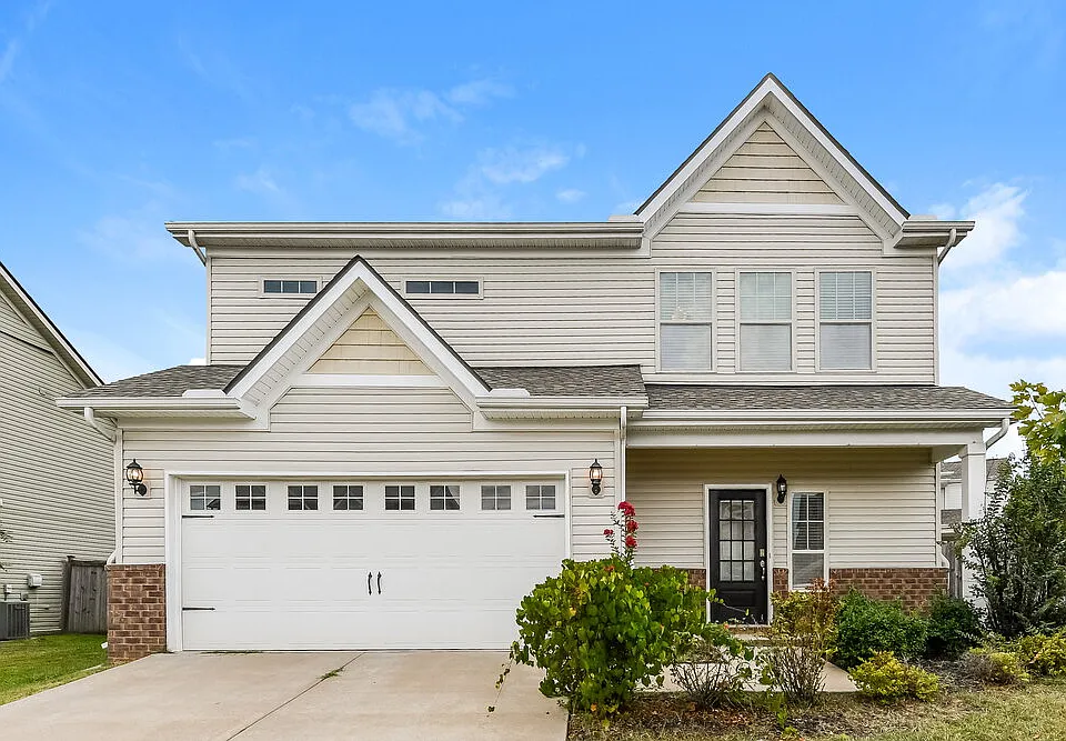 1005 Keeneland Dr