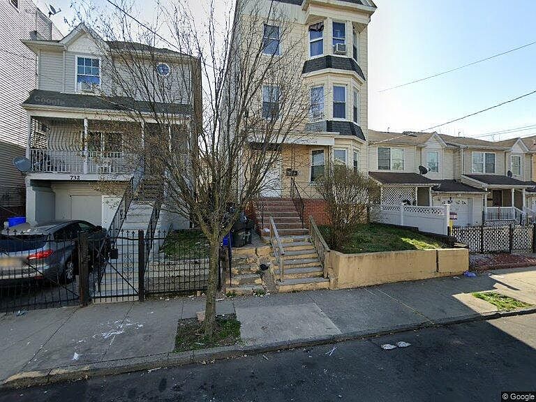 1st image of 734 S 19th St #C