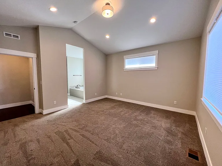 19321 Dublin Ave — Photo 17