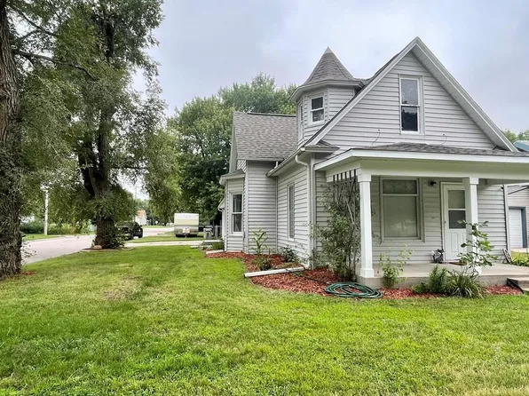 512 S Alexandria St, Cairo, NE 68824