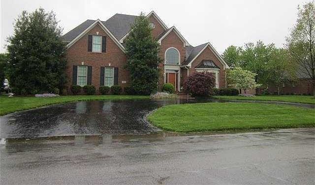 1st image of 934 Kensington Way