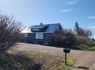 213 3rd Ave SE, Dutton, MT 59433