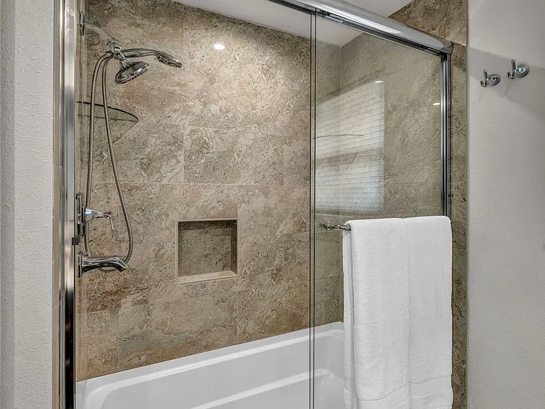 13785 Kewanna Trl — Photo 74