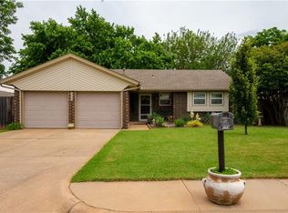 724 Howard Ct, Edmond, OK 73003