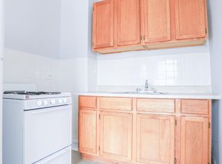 6948 N Ashland Blvd APT 2B, Chicago, IL 60626