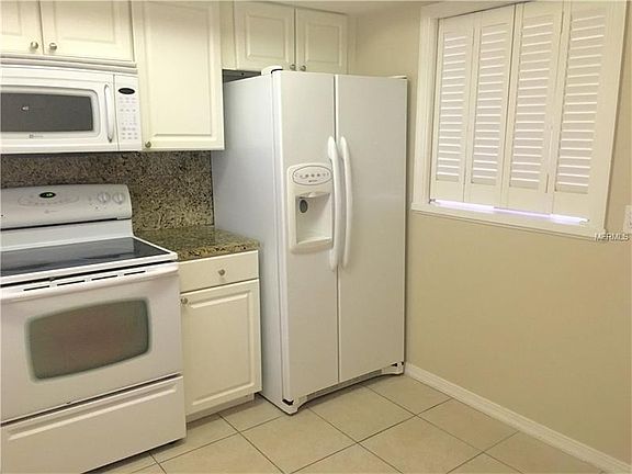 5th image of 10310 Carrollwood Ct APT 36