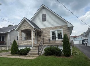 217 Cornell Pl, Saint Matthews, KY 40207