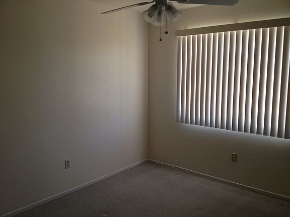 5th image of 5182 W Fairview St