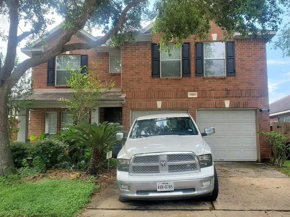 19803 Whispering Hollow Ln, Katy, TX 77449