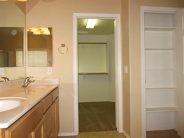 11557 W Pima St — Photo 9