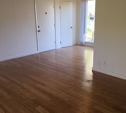 2nd image of 1326 N Flores Street # Rear Fl 2nd