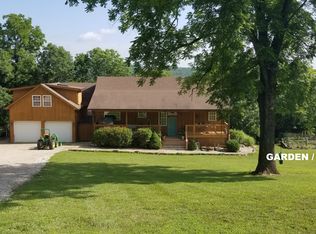 2404 Victor Church Rd, Branson, MO 65616