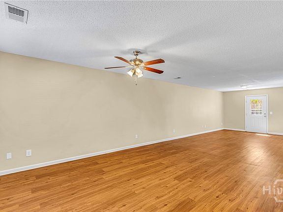 2nd image of 13 Holly Springs Circle