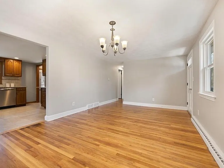 25 Brown St — Photo 15