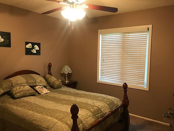 3rd image of 816 Mimosa Ave
