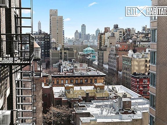 4th image of 140 W 69th St APT 111C