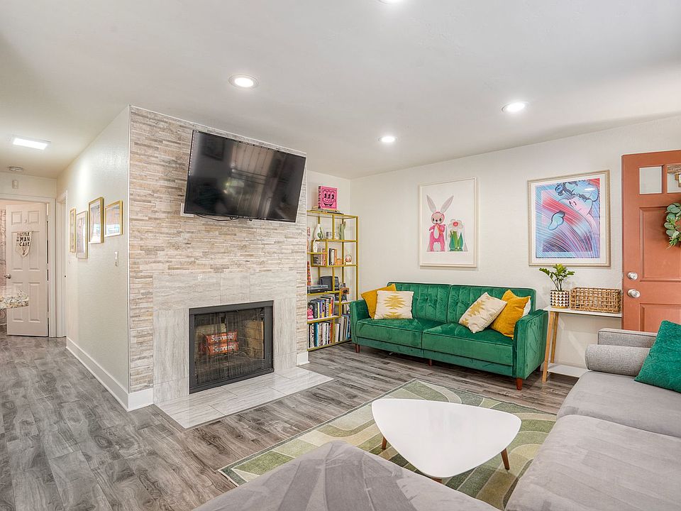 1st image of 4075 Marlborough Ave
