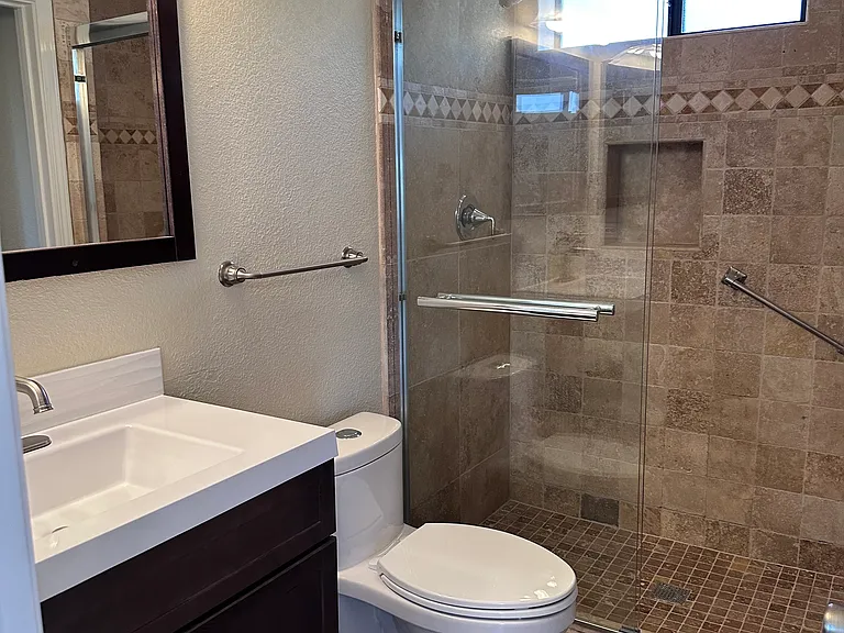 1541 Calavo Rd — Photo 13