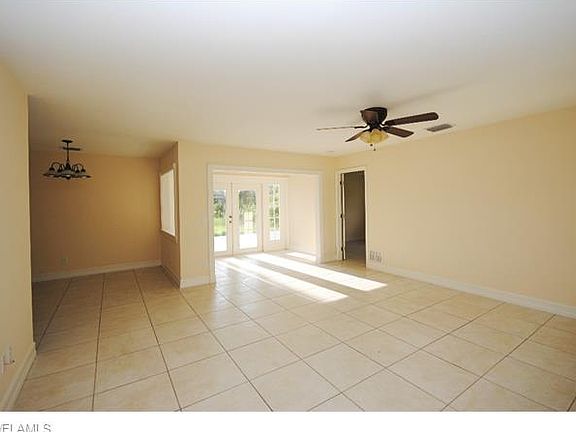 4th image of 2235 Everglades Blvd S