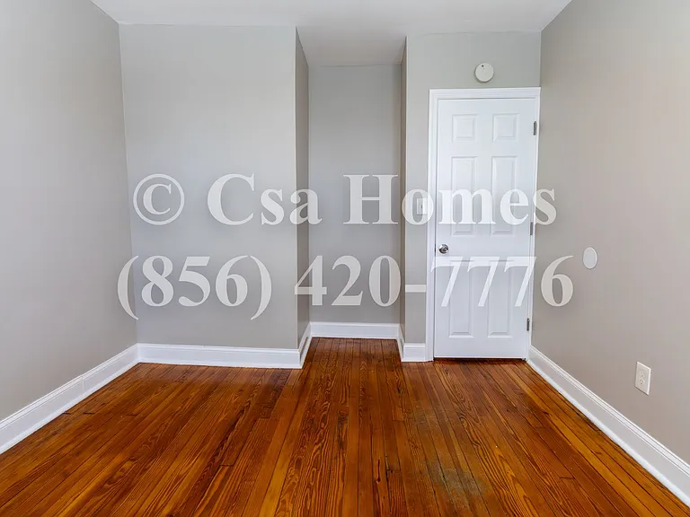 1502 S 9th St — Photo 15
