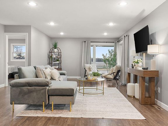 3rd image of 6465 W 1100 S