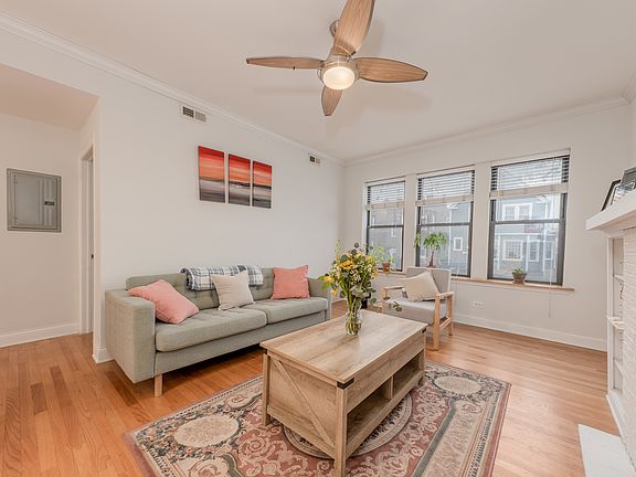 3rd image of 4016 N Spaulding Ave APT 1