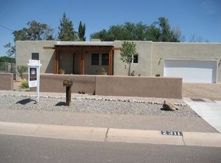 2311 Campbell Rd NW, Albuquerque, NM 87107