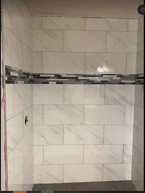 1st image of 682 W Park Ave