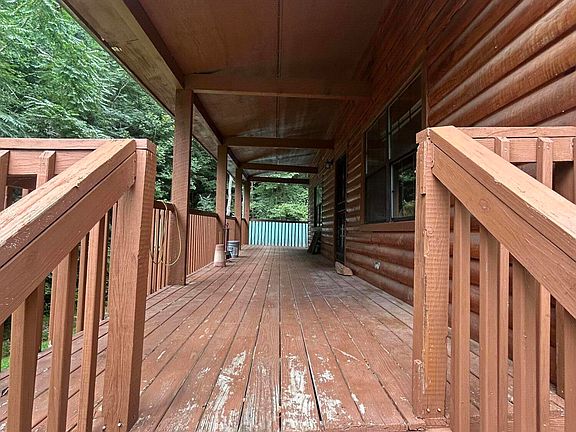 4th image of 141 Dillon Ln