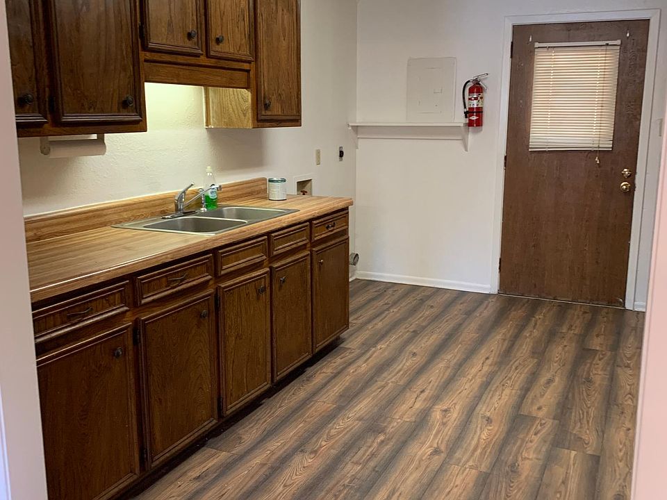 1st image of 18-309 W Pine St #18