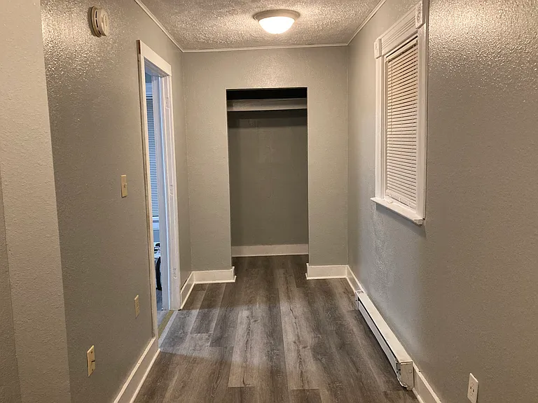 426 Main St #C — Photo 9
