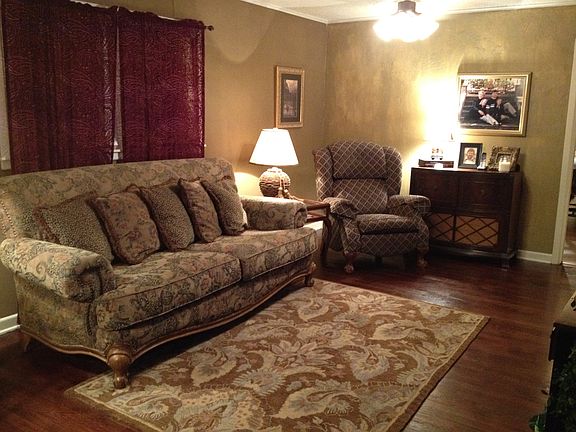 Front Living Area