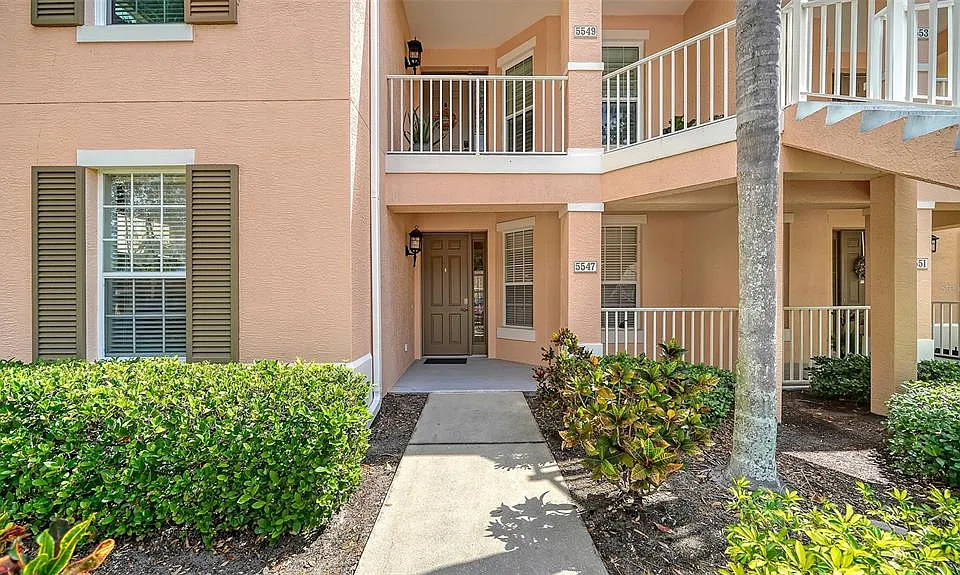 5547 Key West Pl #C-01