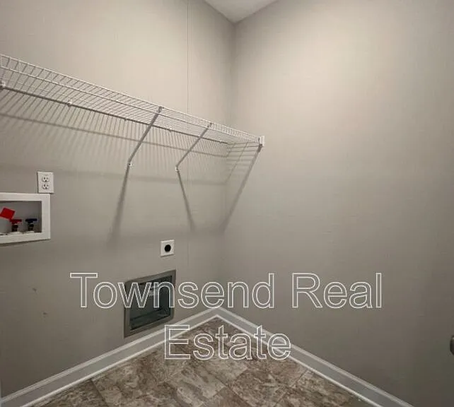 2513 Owlands Ct — Photo 11