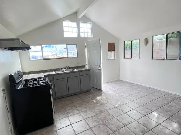 514 E Calle Roca APT A, Palm Springs, CA 92264