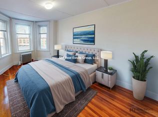 1179-25 Boylston St, Boston, MA 02215