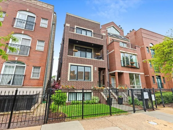 1922 W Belmont Ave #1, Chicago, IL 60657