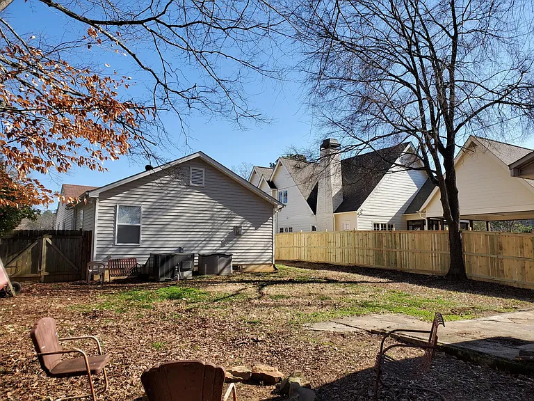 410 Woodland Dr — Photo 18