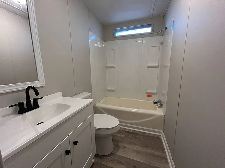 97 White Oak Vlg — Photo 19