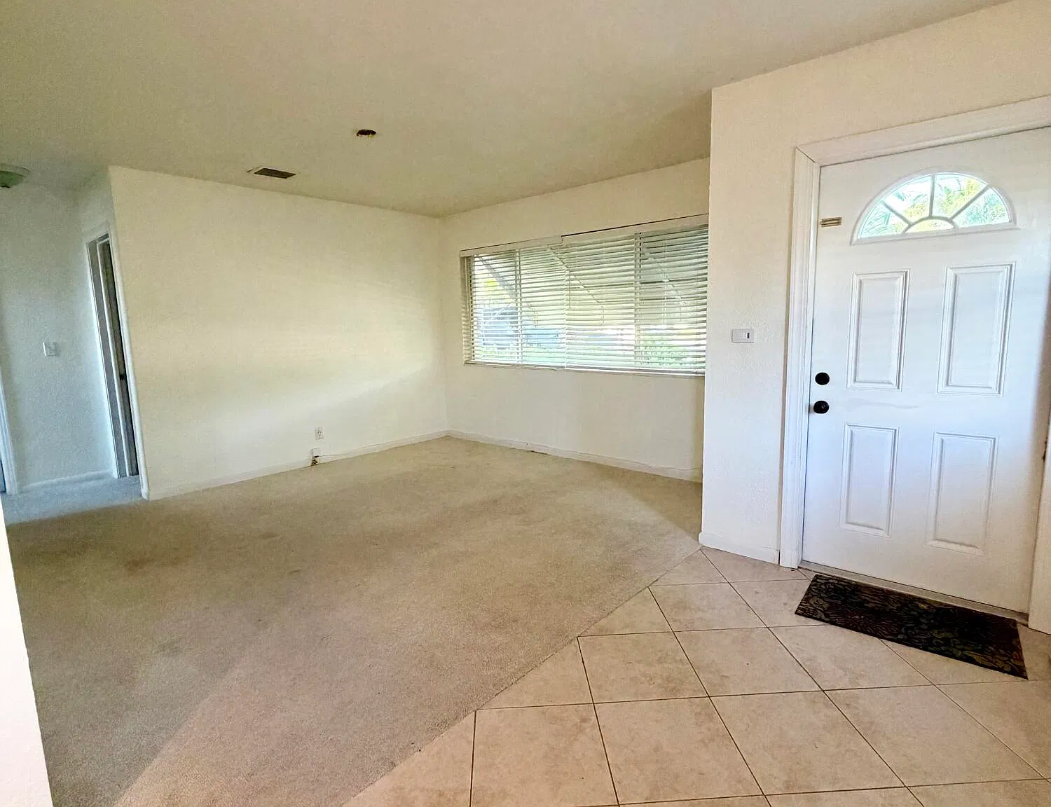 2 bed, 1.0 bath, 769 sqft, $2,400 — Photo 3