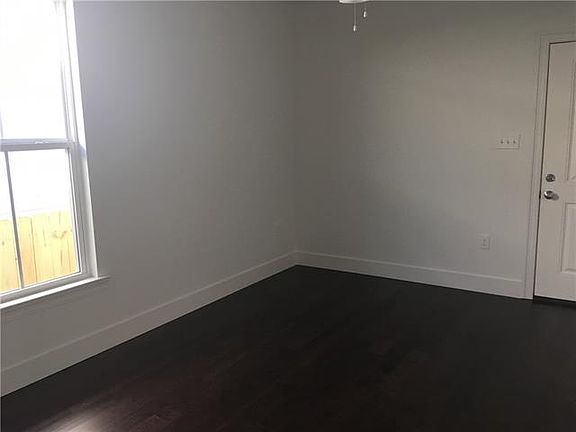 4th image of 2617-19 Marais St #2619