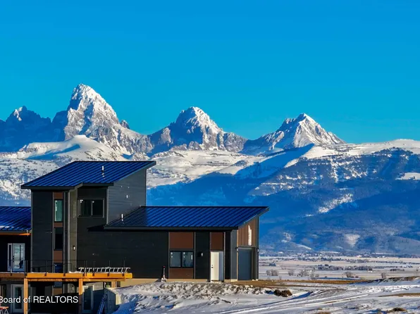 8460 Fawn Ridge Ln, Tetonia, ID 83452