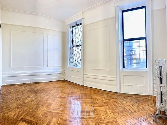2nd image of 399 Saint Johns Pl APT 1C