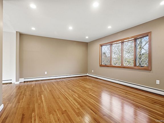 5th image of 140 Chestnut Ridge Road