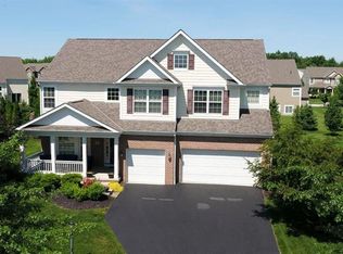 1153 Carriage Valley Dr, Powell, OH 43065