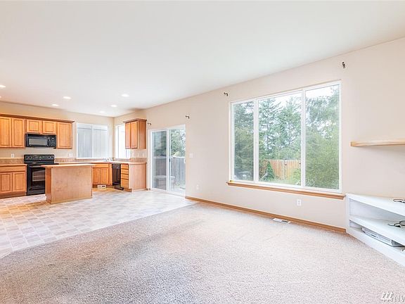 3rd image of 18721 87th Avenue Ct E