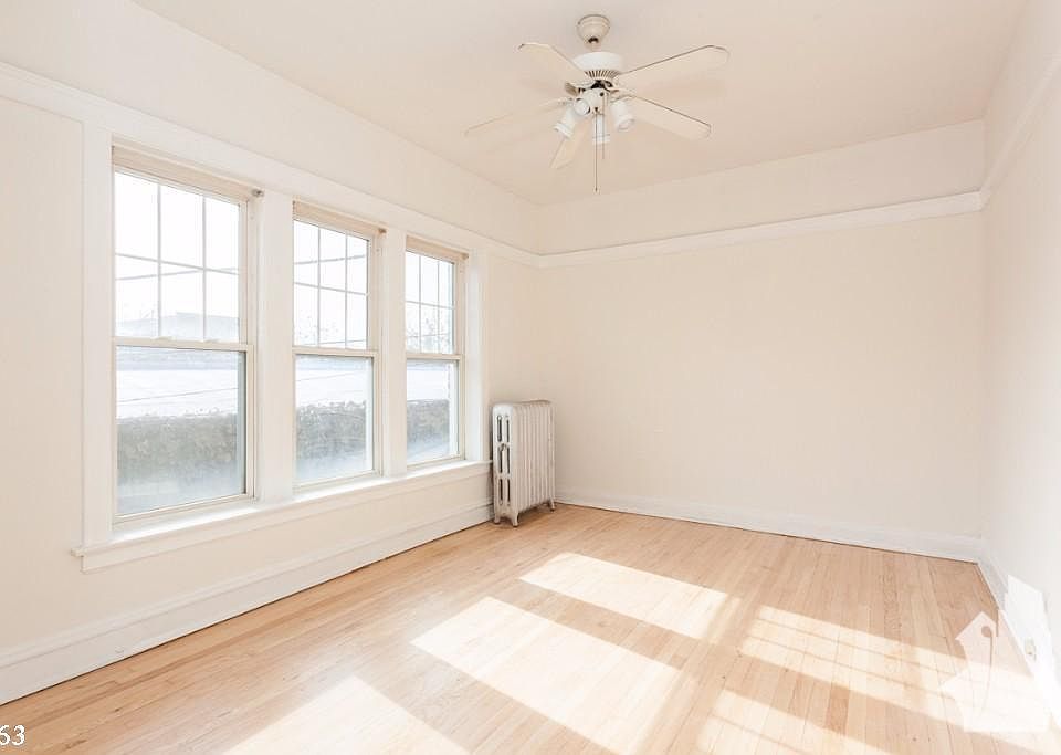 1st image of 1763 W Sunnyside Ave #915