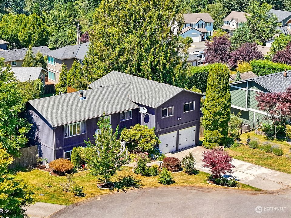 1st image of 14817 NE Kennedy Place
