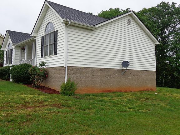 5th image of 41 Russell Springs Dr