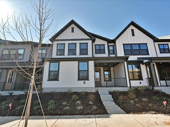 207 Halemarge Dr, Belmont, NC 28012